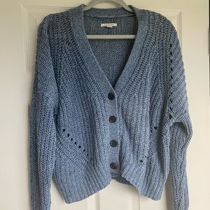 AE Sweater/Cardigan